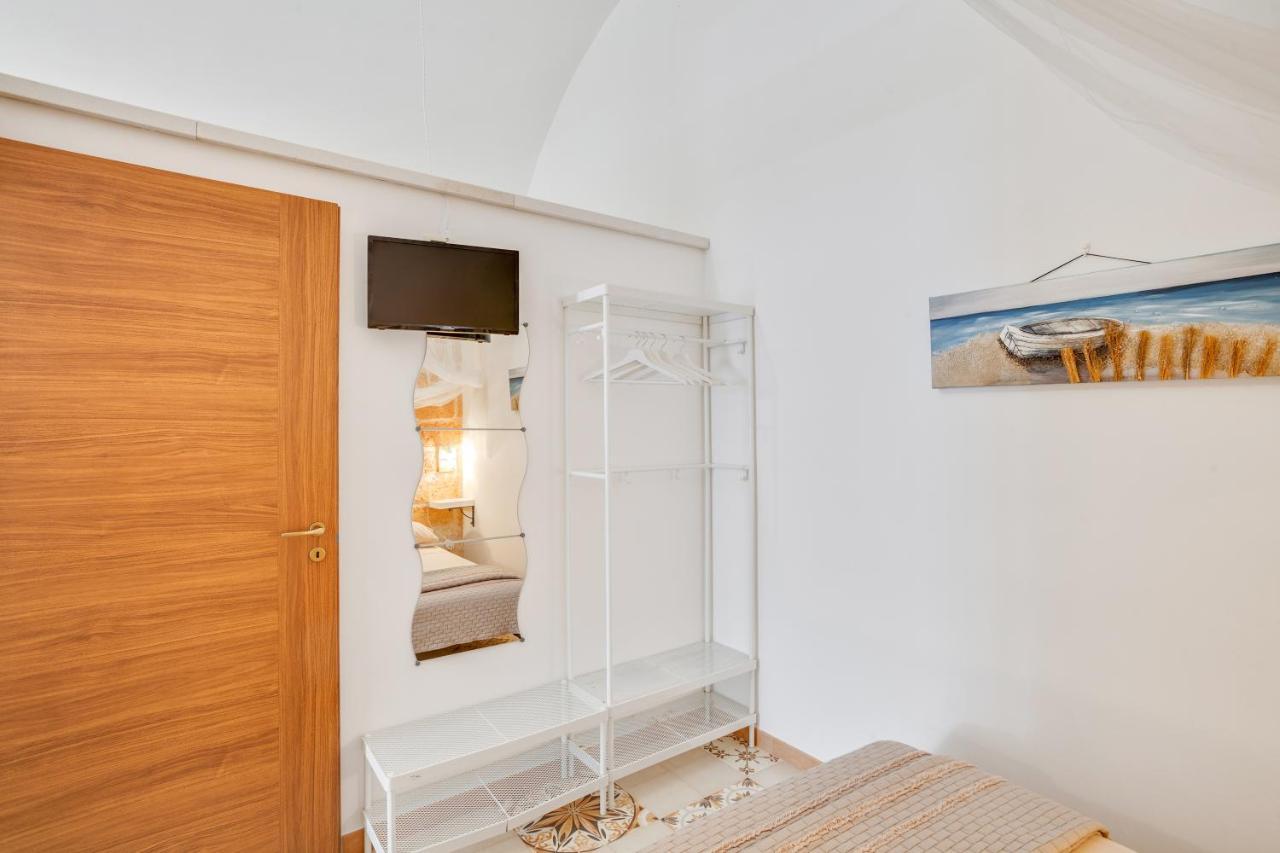 Tiny House 21 Bright Aparment Daire Polignano a Mare Dış mekan fotoğraf